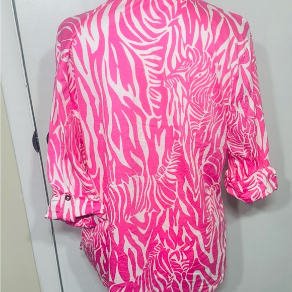 Lilly Pulitzer Blouse XL Pink Zebra Animal Print Button Up Coastal Resortwear - Picture 2 of 5